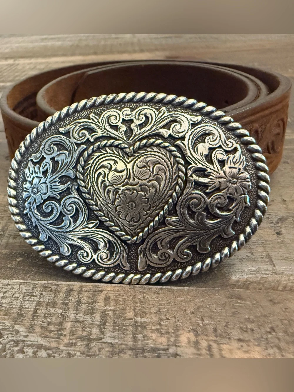 Justin Boots Girl  Trophy Heart Belt (Style #815BD).